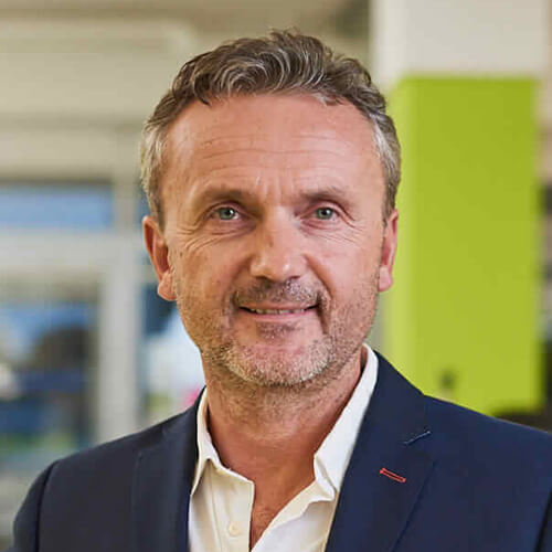 Uwe Bayer